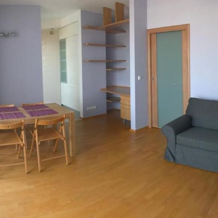شقة وارسو  في Apartament Lewandow المظهر الخارجي الصورة